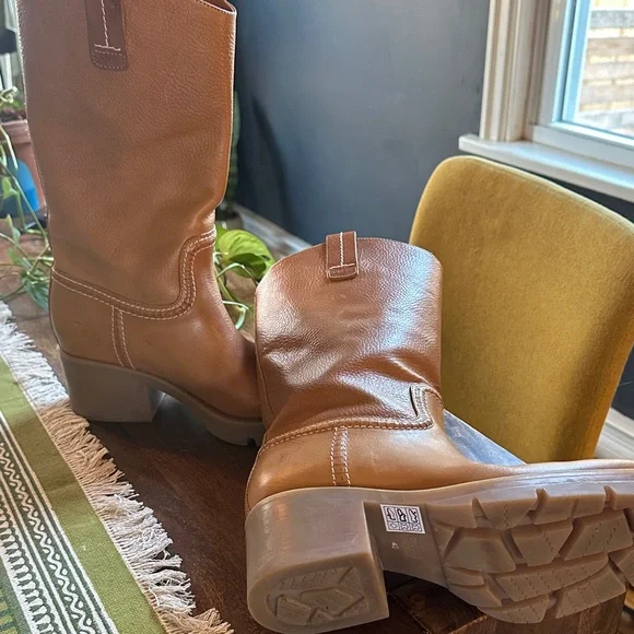 Chloe Neva Tan Leather Heeled Boots Size 40/Fit like women’s 9.5 - Picture 9 of 10